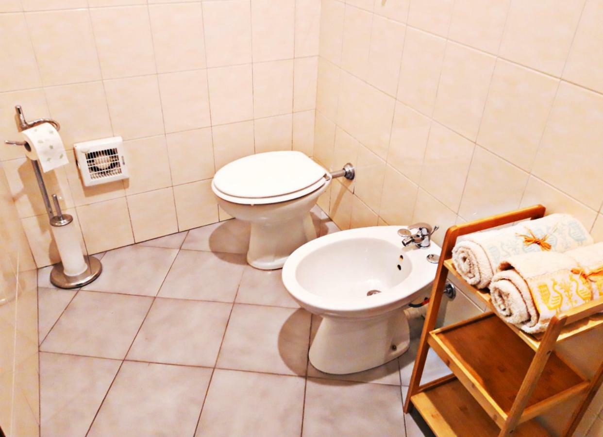 Red House Villa Càbras Екстериор снимка