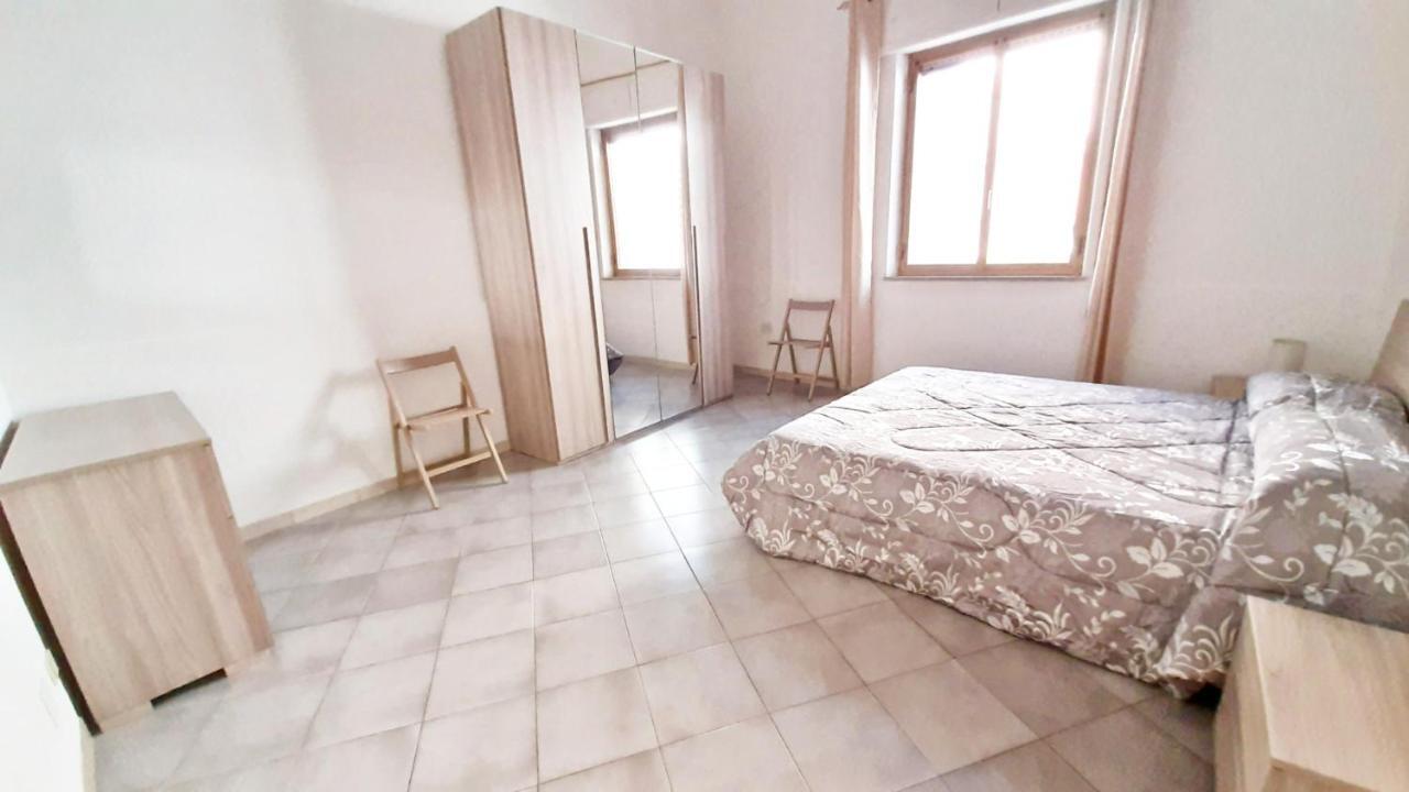 Red House Villa Càbras Екстериор снимка
